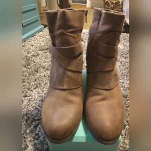 Fergalicious Booties size 11m